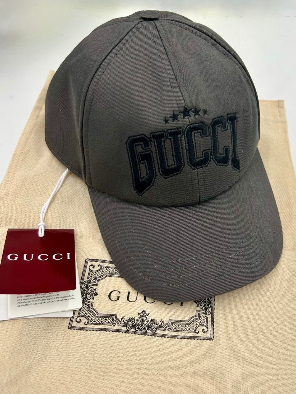 Gucci Cotton Canvas Embroidered Logo Baseball Cap.  Size Medium (adjustable)